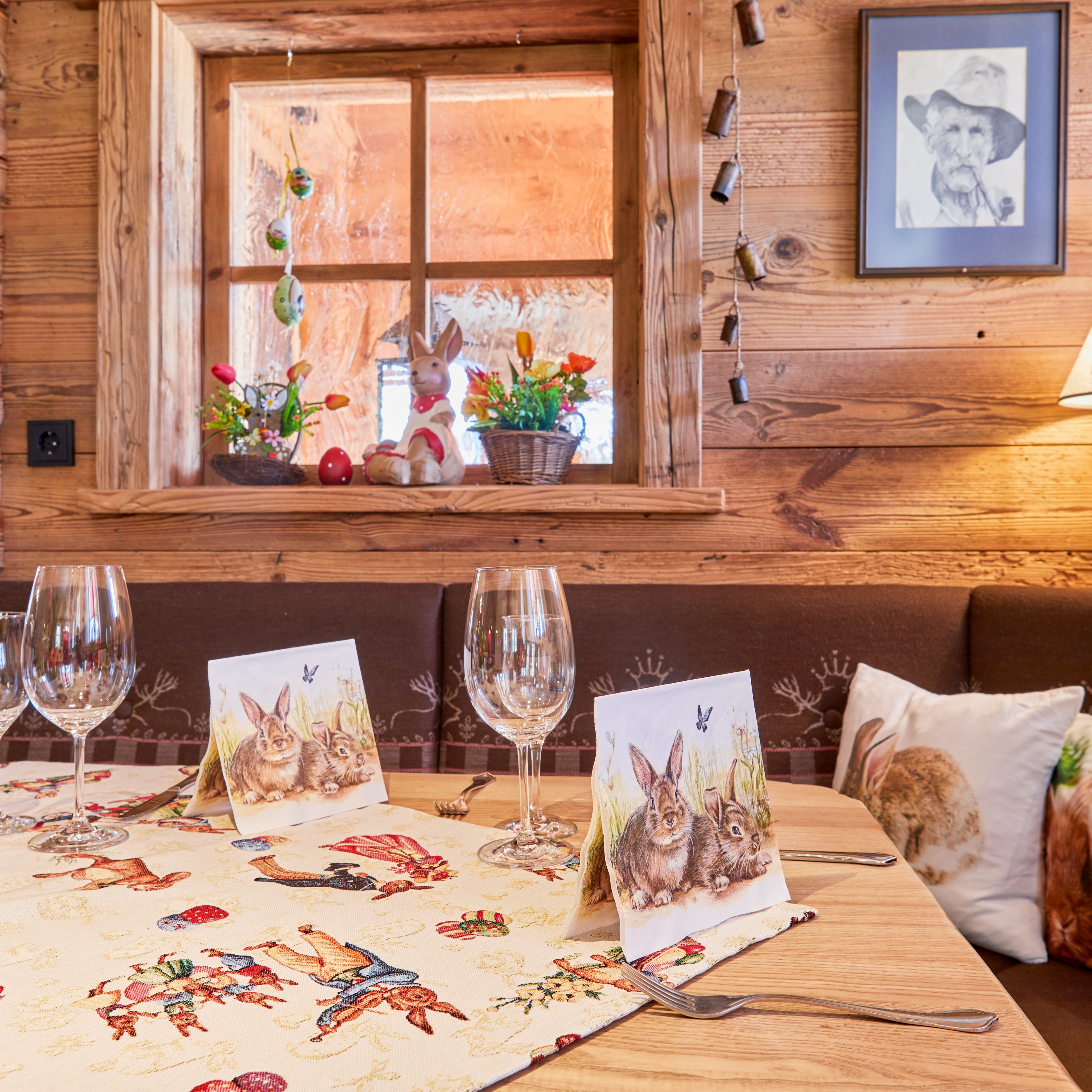 Berghotel Birkenhof Gaststube Ostern